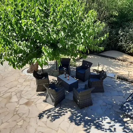 élégante à Méjannes-lès-alès Avec Piscine Privée * Mejannes-les-Ales